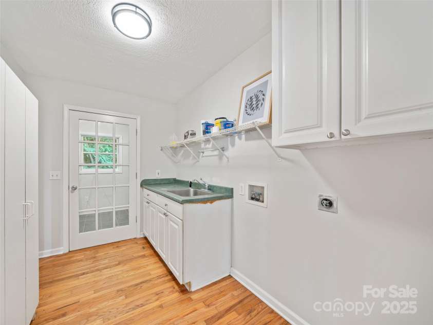 1393 Bald Mountain Road, Burnsville, NC 28714.  MLS# CAR4295800, YatesRealty ID 2597. 