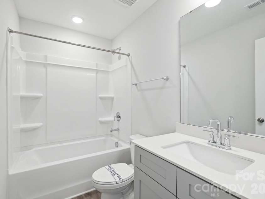 110 Pointer Trail, Troutman, NC 28166.  MLS# CAR4384717, YatesRealty ID 25970. Bath 2