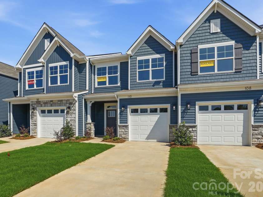 110 Pointer Trail, Troutman, NC 28166.  MLS# CAR4384717, YatesRealty ID 25970. Homesite 4 features an Ashland E floorplan
