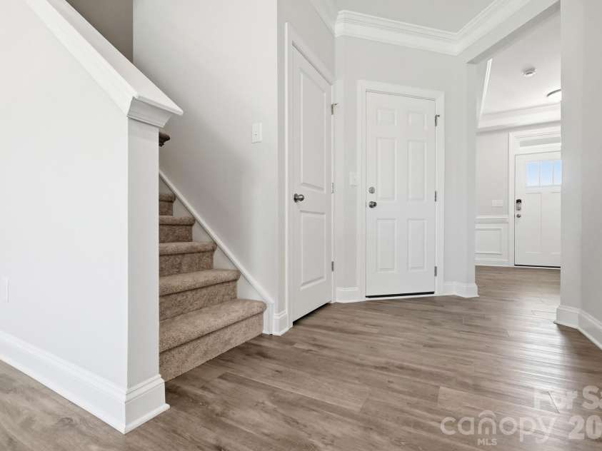110 Pointer Trail, Troutman, NC 28166.  MLS# CAR4384717, YatesRealty ID 25970. Stairs/hallway