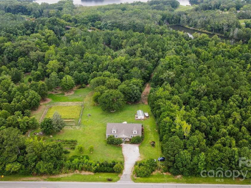 1191 Saluda Road, Chester, SC 29706.  MLS# CAR4274740, YatesRealty ID 25970. 