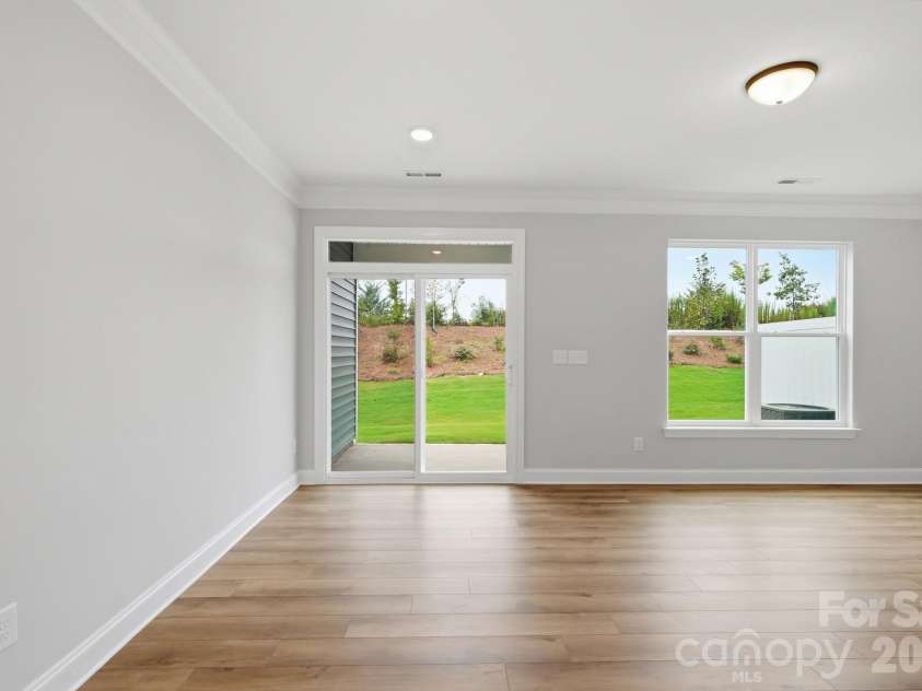 112 Pointer Trail, Troutman, NC 28166.  MLS# CAR4382616, YatesRealty ID 25971. Breakfast Area/Family Room