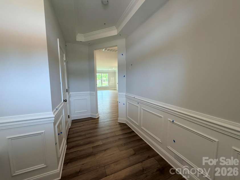 112 Pointer Trail, Troutman, NC 28166.  MLS# CAR4382616, YatesRealty ID 25971. Entryway