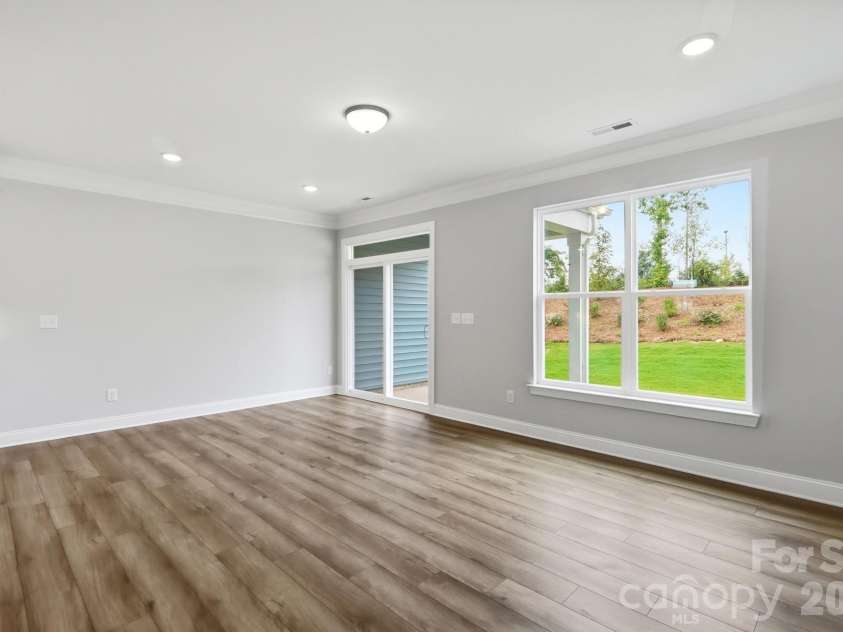 112 Pointer Trail, Troutman, NC 28166.  MLS# CAR4382616, YatesRealty ID 25971. Family Room