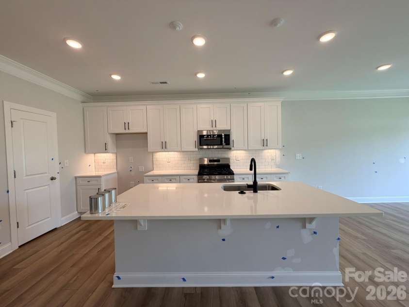 112 Pointer Trail, Troutman, NC 28166.  MLS# CAR4382616, YatesRealty ID 25971. Kitchen