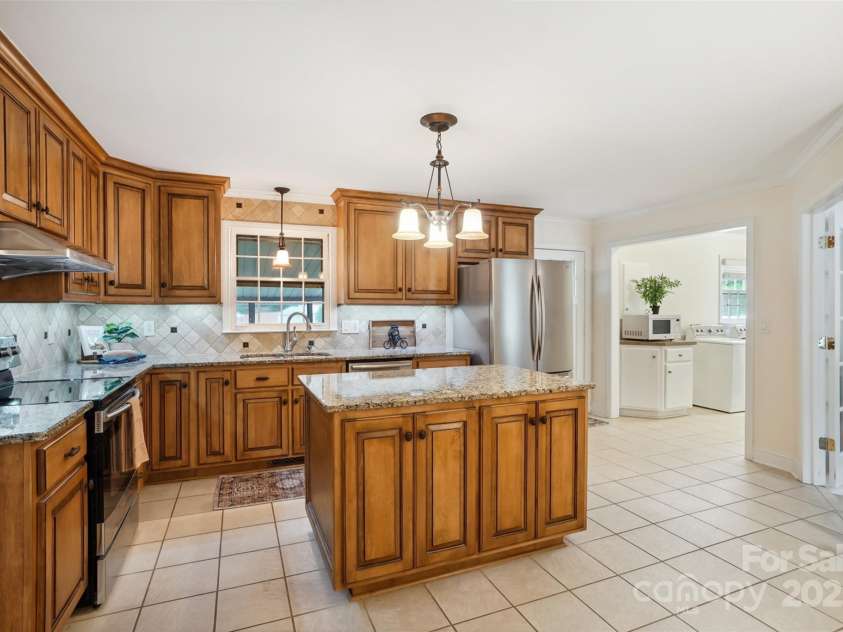 1155 Melrose Drive, Rock Hill, SC 29732.  MLS# CAR4265337, YatesRealty ID 25971. 