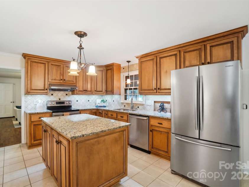 1155 Melrose Drive, Rock Hill, SC 29732.  MLS# CAR4265337, YatesRealty ID 25971. 