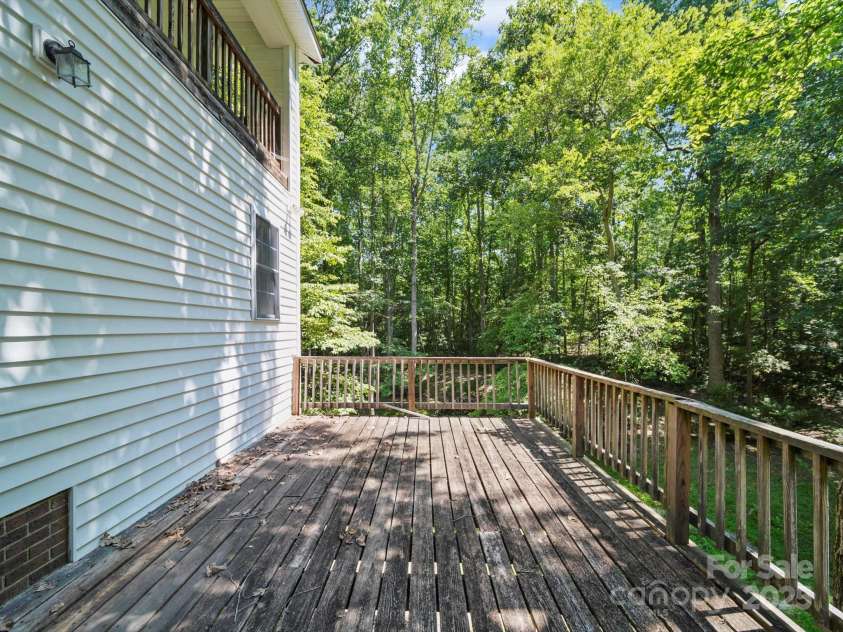 2739 Pine Knoll Court, Gastonia, NC 28054.  MLS# CAR4273795, YatesRealty ID 25972. 