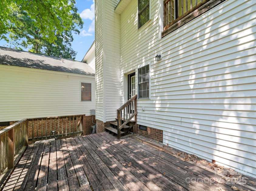 2739 Pine Knoll Court, Gastonia, NC 28054.  MLS# CAR4273795, YatesRealty ID 25972. 