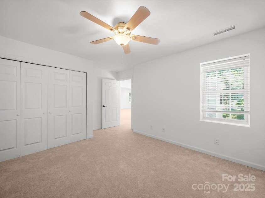 2739 Pine Knoll Court, Gastonia, NC 28054.  MLS# CAR4273795, YatesRealty ID 25972. Bed 2