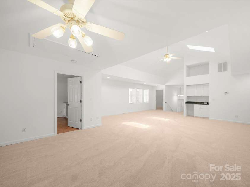 2739 Pine Knoll Court, Gastonia, NC 28054.  MLS# CAR4273795, YatesRealty ID 25972. Rec rom w/ wet bar