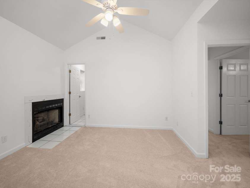 2739 Pine Knoll Court, Gastonia, NC 28054.  MLS# CAR4273795, YatesRealty ID 25972. Upstairs primary