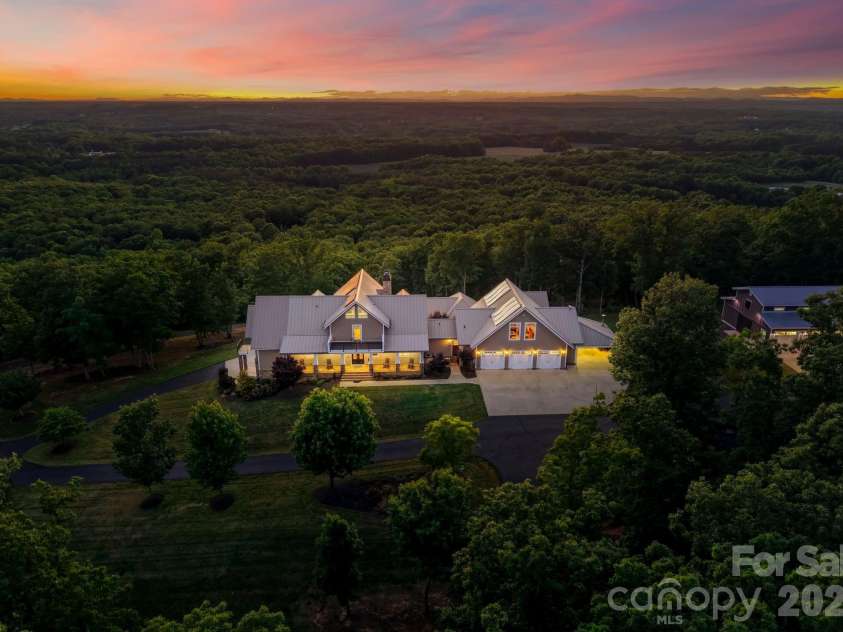 605 Recore Ridge Road, Bessemer City, NC 28016.  MLS# CAR4372476, YatesRealty ID 25973. 