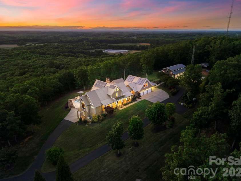 605 Recore Ridge Road, Bessemer City, NC 28016.  MLS# CAR4372476, YatesRealty ID 25973. 