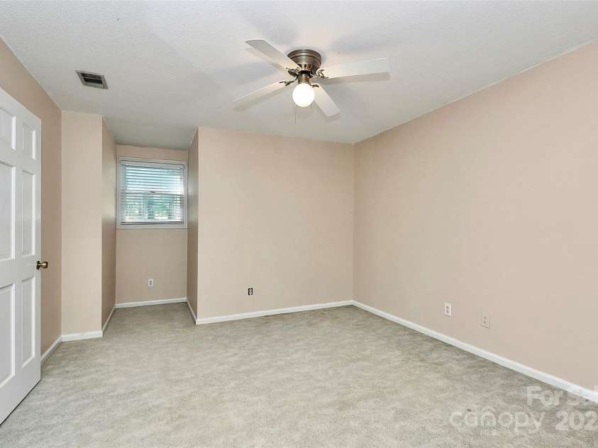 7852 Golf Course Drive, Denver, NC 28037.  MLS# CAR4264483, YatesRealty ID 25973. BEDROOM 2