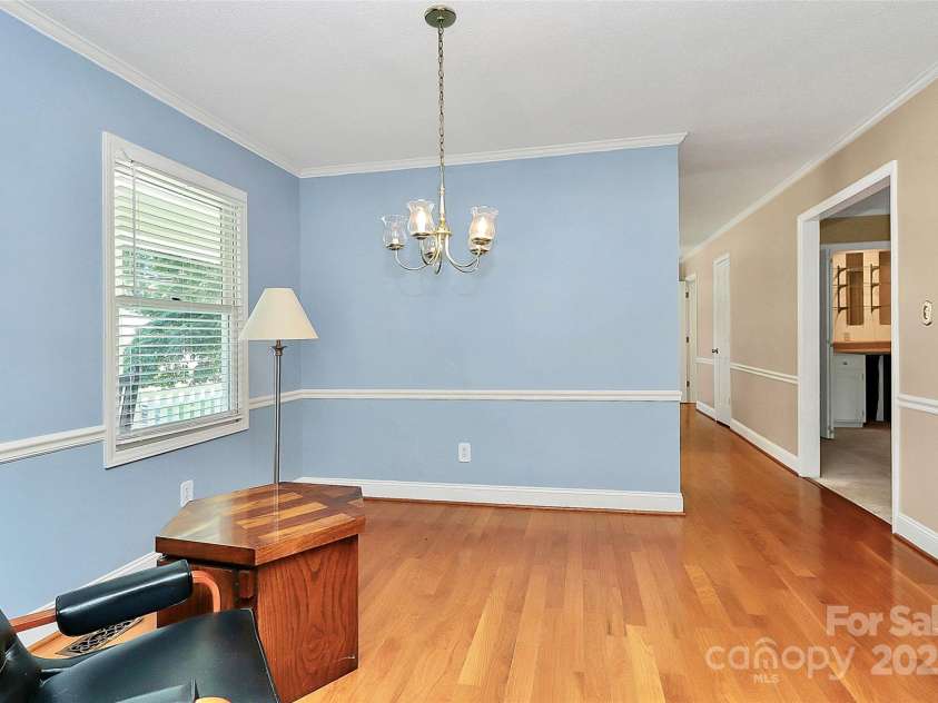 7852 Golf Course Drive, Denver, NC 28037.  MLS# CAR4264483, YatesRealty ID 25973. DINING ROOM