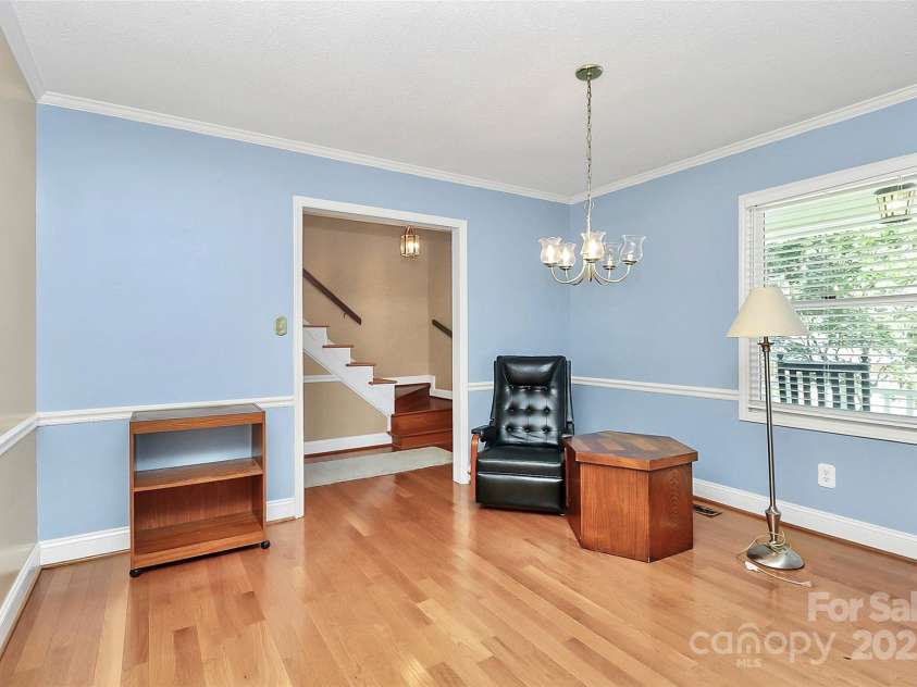 7852 Golf Course Drive, Denver, NC 28037.  MLS# CAR4264483, YatesRealty ID 25973. DINING ROOM