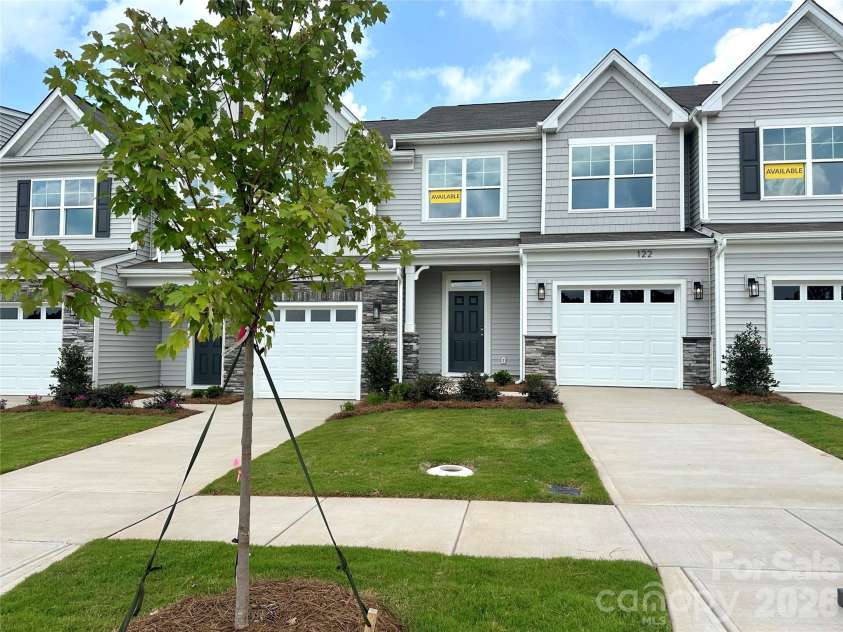 122 Pointer Trail, Troutman, NC 28166.  MLS# CAR4382157, YatesRealty ID 25974. 
