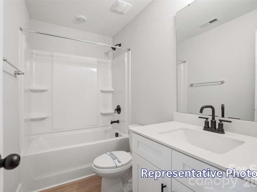 122 Pointer Trail, Troutman, NC 28166.  MLS# CAR4382157, YatesRealty ID 25974. Bath 2