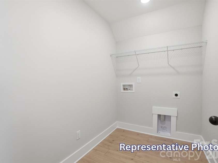 122 Pointer Trail, Troutman, NC 28166.  MLS# CAR4382157, YatesRealty ID 25974. Laundry Room
