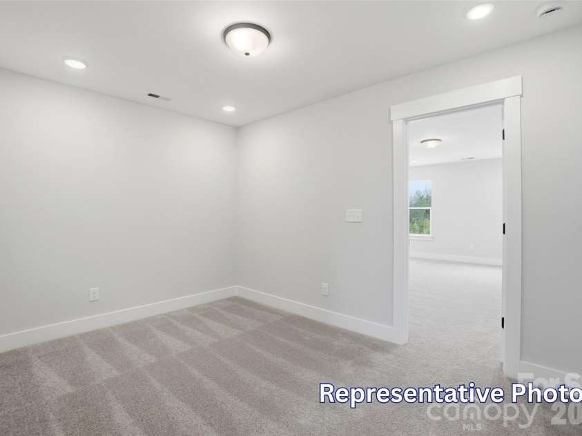 122 Pointer Trail, Troutman, NC 28166.  MLS# CAR4382157, YatesRealty ID 25974. Loft