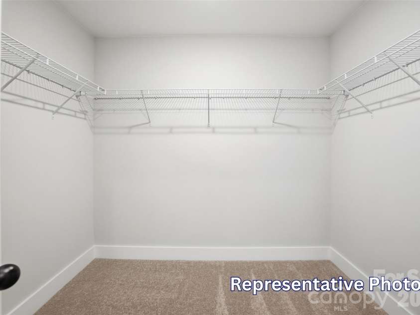 122 Pointer Trail, Troutman, NC 28166.  MLS# CAR4382157, YatesRealty ID 25974. Walk in Closet