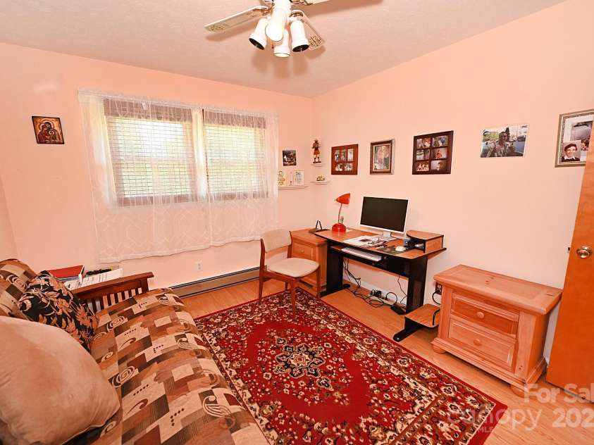 209 Northwood Drive, Morganton, NC 28655.  MLS# CAR4280216, YatesRealty ID 25981. Bedroom 3