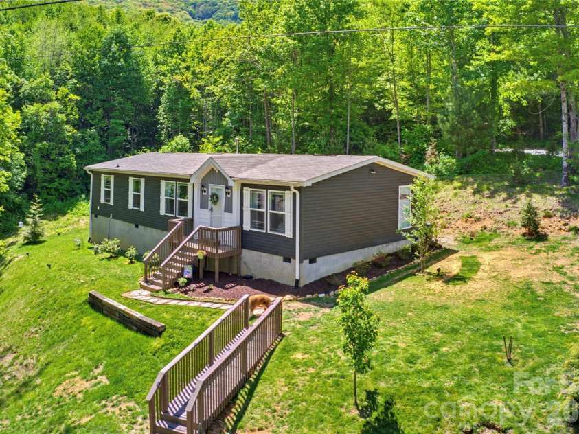 1205 Saunook Road, Waynesville, NC 28786.  MLS# CAR4380534, YatesRealty ID 25982. 
