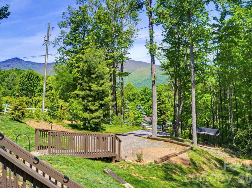 1205 Saunook Road, Waynesville, NC 28786.  MLS# CAR4380534, YatesRealty ID 25982. 