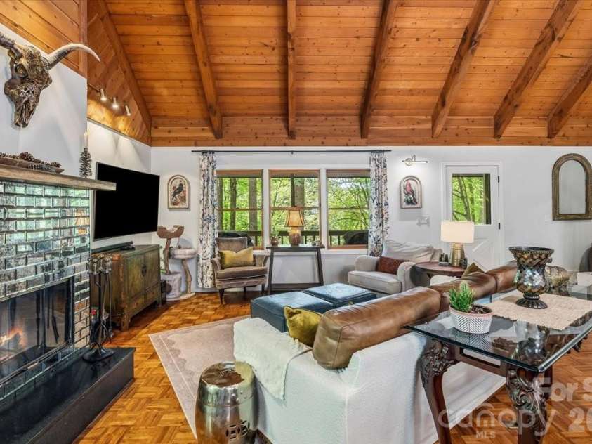 61 Greer Way, Mars Hill, NC 28754.  MLS# CAR4366229, YatesRealty ID 25984. 
