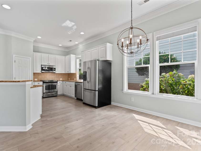 17514 Harbor Walk Drive, Cornelius, NC 28031.  MLS# CAR4276701, YatesRealty ID 25986. 