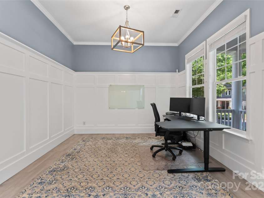 17514 Harbor Walk Drive, Cornelius, NC 28031.  MLS# CAR4276701, YatesRealty ID 25986. Office