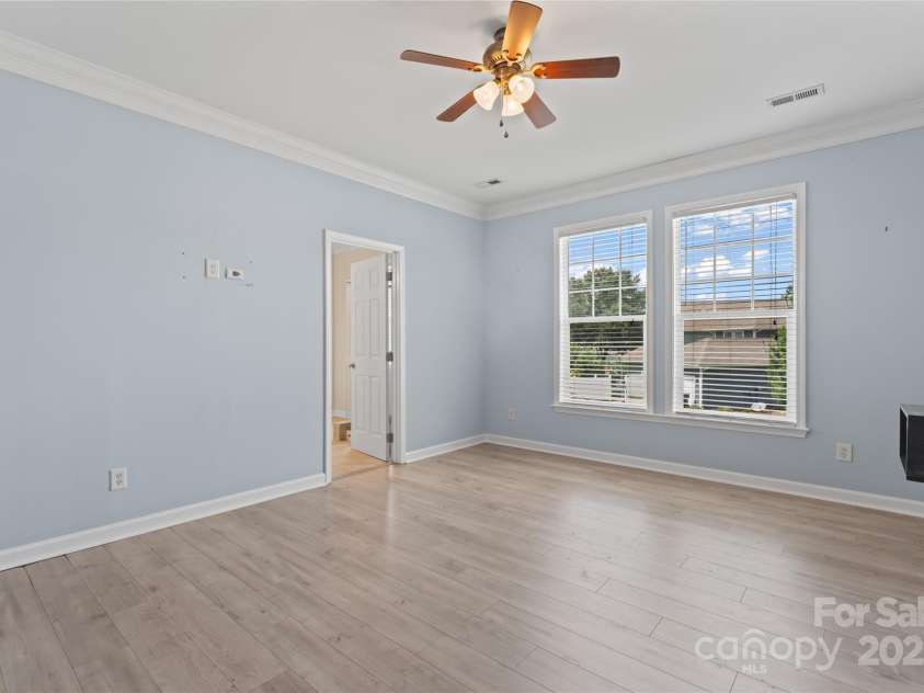 17514 Harbor Walk Drive, Cornelius, NC 28031.  MLS# CAR4276701, YatesRealty ID 25986. Primary bedroom