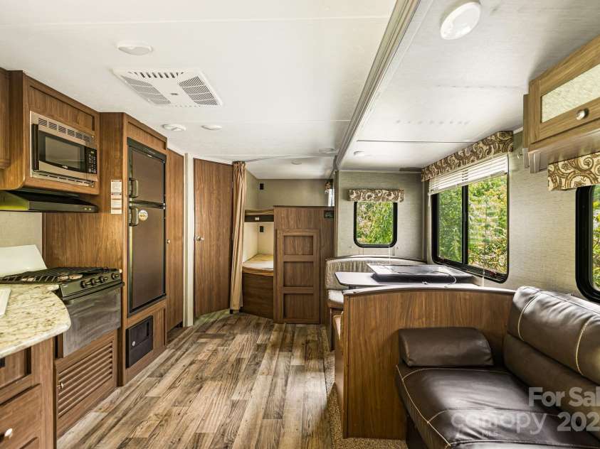 311 Flynn Branch, Marshall, NC 28753.  MLS# CAR4270287, YatesRealty ID 25987. 