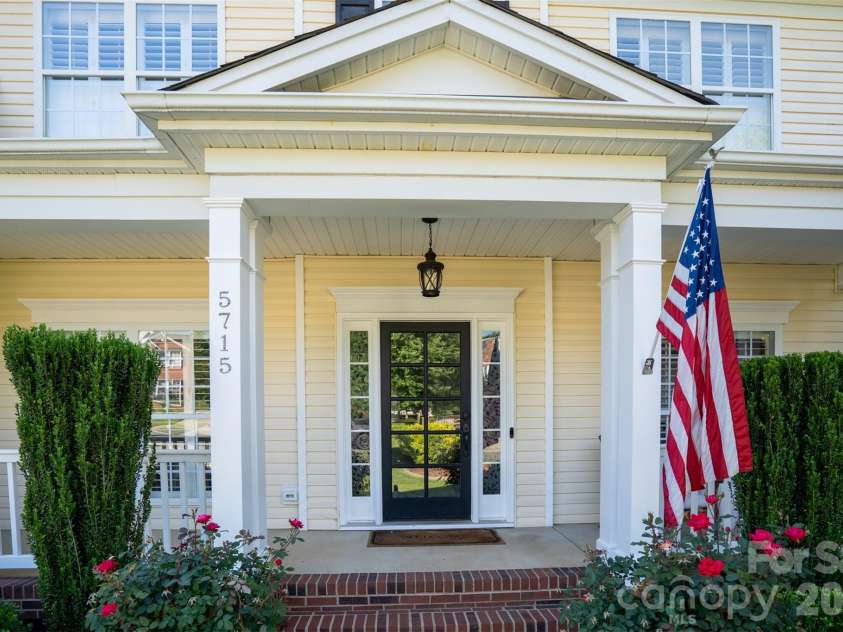 5715 Snapdragon Lane, Huntersville, NC 28078.  MLS# CAR4383525, YatesRealty ID 25987. 