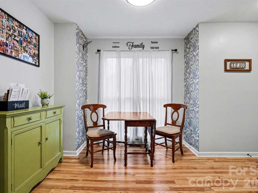 3240 Carlyle Drive, Concord, NC 28027.  MLS# CAR4348837, YatesRealty ID 25988. Dining Area