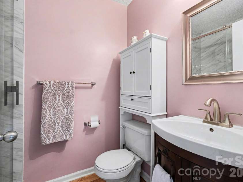 3240 Carlyle Drive, Concord, NC 28027.  MLS# CAR4348837, YatesRealty ID 25988. Ensuite Primary Bathroom