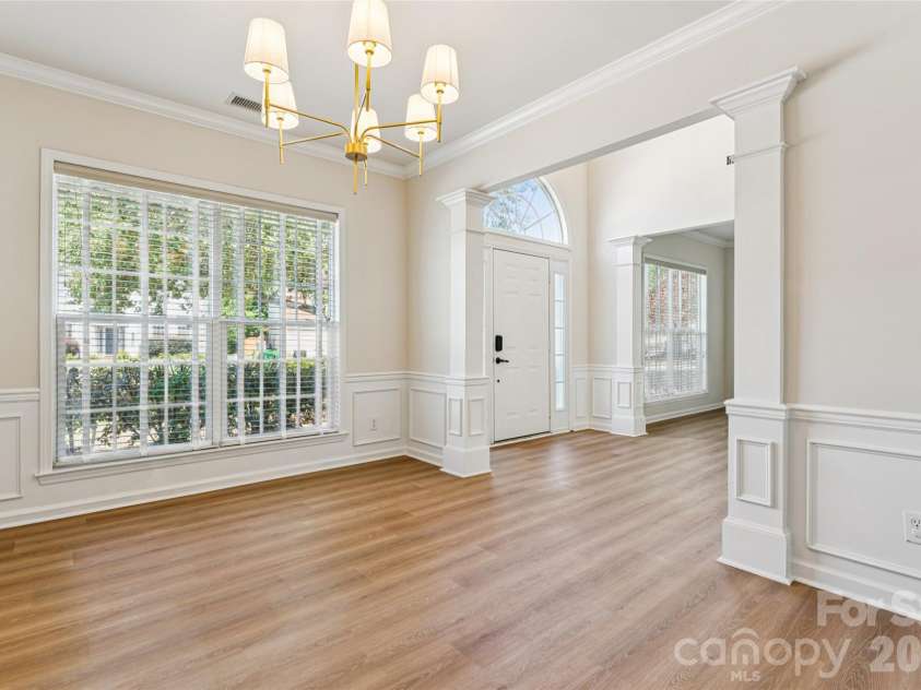 2523 Beacon Forest Drive, Charlotte, NC 28270.  MLS# CAR4385076, YatesRealty ID 25989. 
