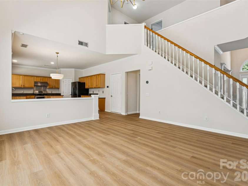 2523 Beacon Forest Drive, Charlotte, NC 28270.  MLS# CAR4385076, YatesRealty ID 25989. 