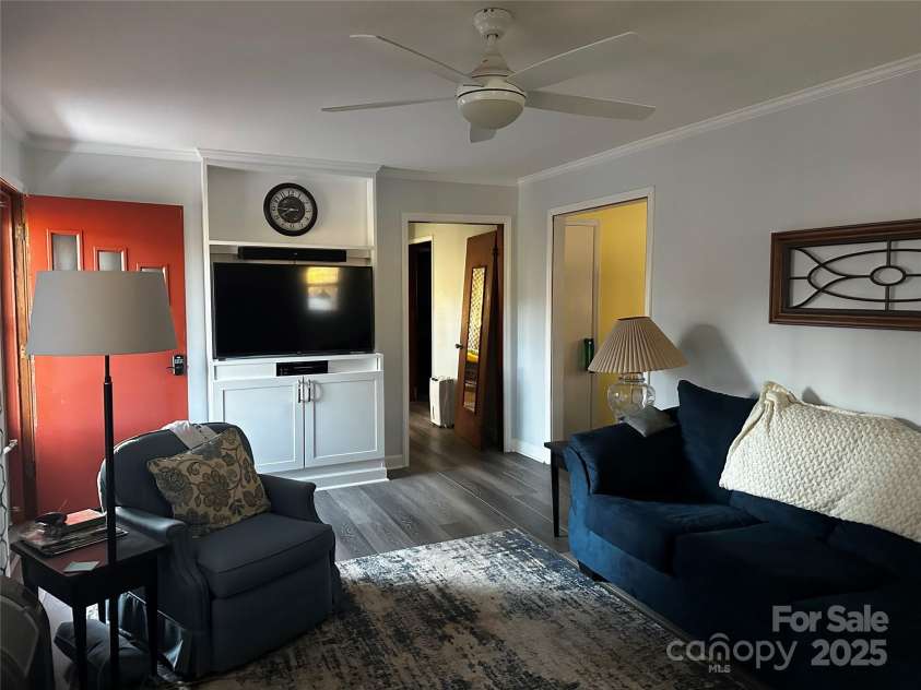 322 Cliff Buchanan Road, Spruce Pine, NC 28777.  MLS# CAR4214816, YatesRealty ID 2599. 