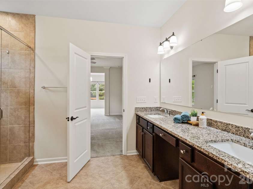 5299 Admirals Landing, Lancaster, SC 29720.  MLS# CAR4335970, YatesRealty ID 2599. Ensuite with tiled shower