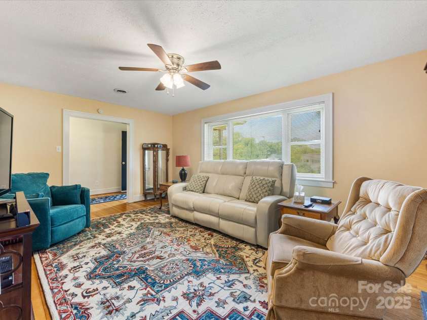 209 11th Street, Spencer, NC 28159.  MLS# CAR4281470, YatesRealty ID 25990. 