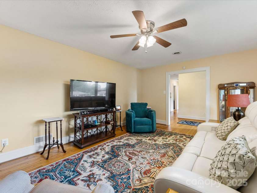 209 11th Street, Spencer, NC 28159.  MLS# CAR4281470, YatesRealty ID 25990. 