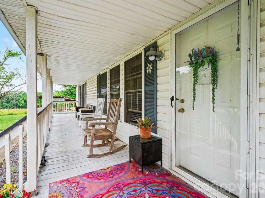 511 Salem Church Road, Maiden, NC 28650.  MLS# CAR4386631, YatesRealty ID 25992. Covered front porch