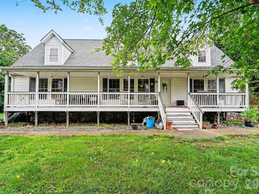 511 Salem Church Road, Maiden, NC 28650.  MLS# CAR4386631, YatesRealty ID 25992. Front Exterior