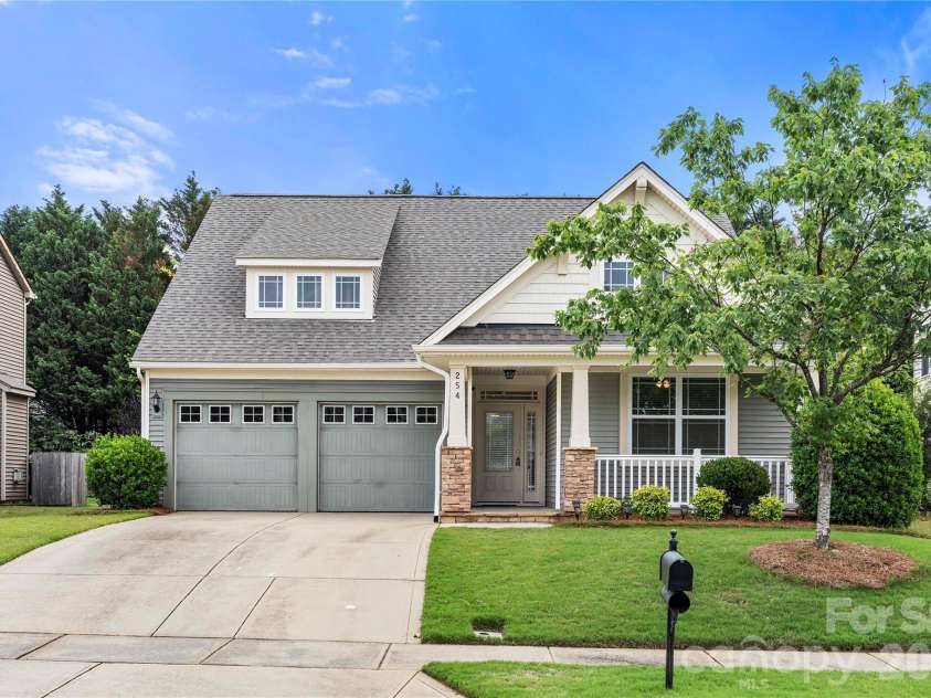254 Perennial Drive, Concord, NC 28027.  MLS# CAR4383613, YatesRealty ID 25993. 