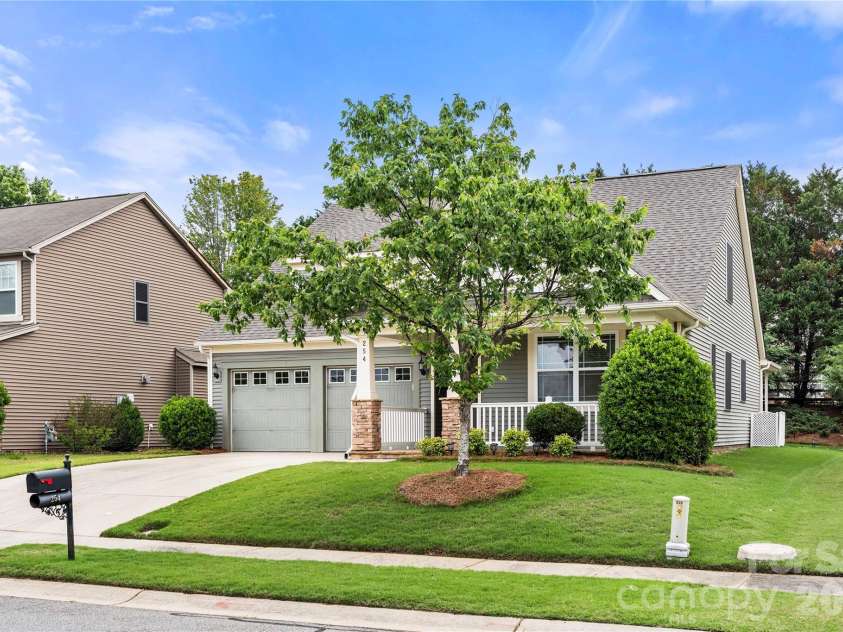 254 Perennial Drive, Concord, NC 28027.  MLS# CAR4383613, YatesRealty ID 25993. 