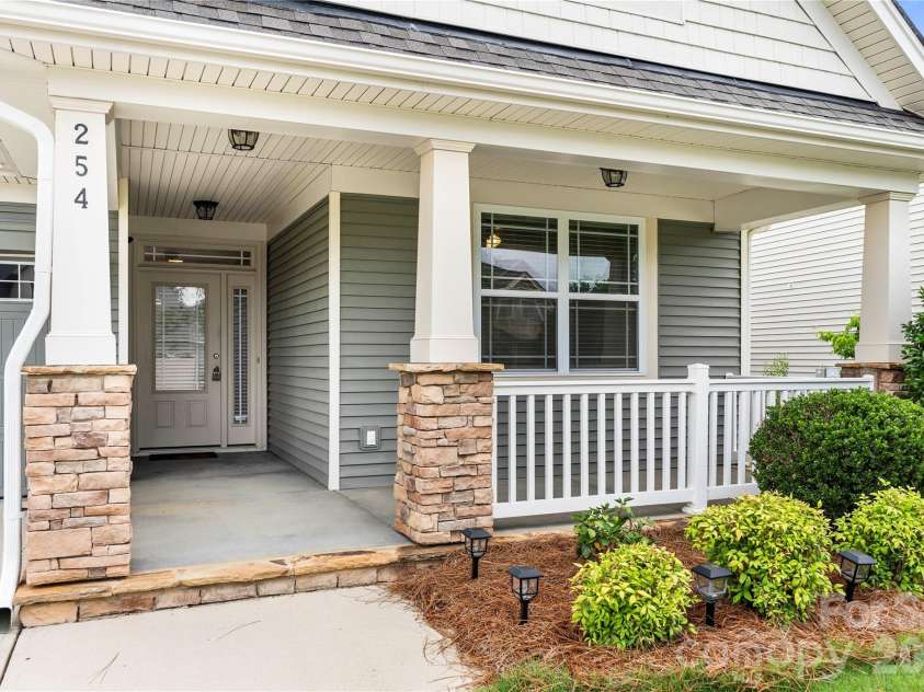 254 Perennial Drive, Concord, NC 28027.  MLS# CAR4383613, YatesRealty ID 25993. 