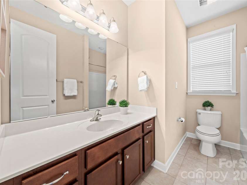254 Perennial Drive, Concord, NC 28027.  MLS# CAR4383613, YatesRealty ID 25993. 