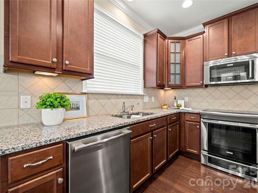 254 Perennial Drive, Concord, NC 28027.  MLS# CAR4383613, YatesRealty ID 25993. 